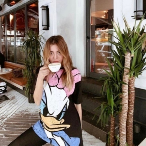 zara daisy duck t shirt